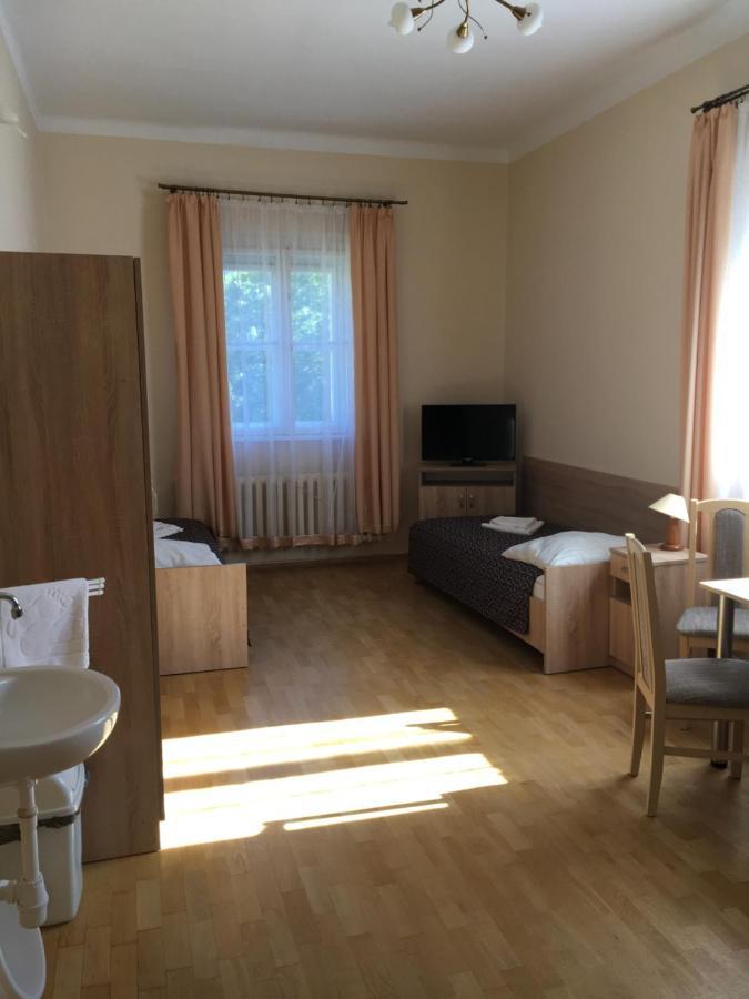Stary Dom Zdrojowy Hotel กรินีซา ดรอยจ์ ภายนอก รูปภาพ