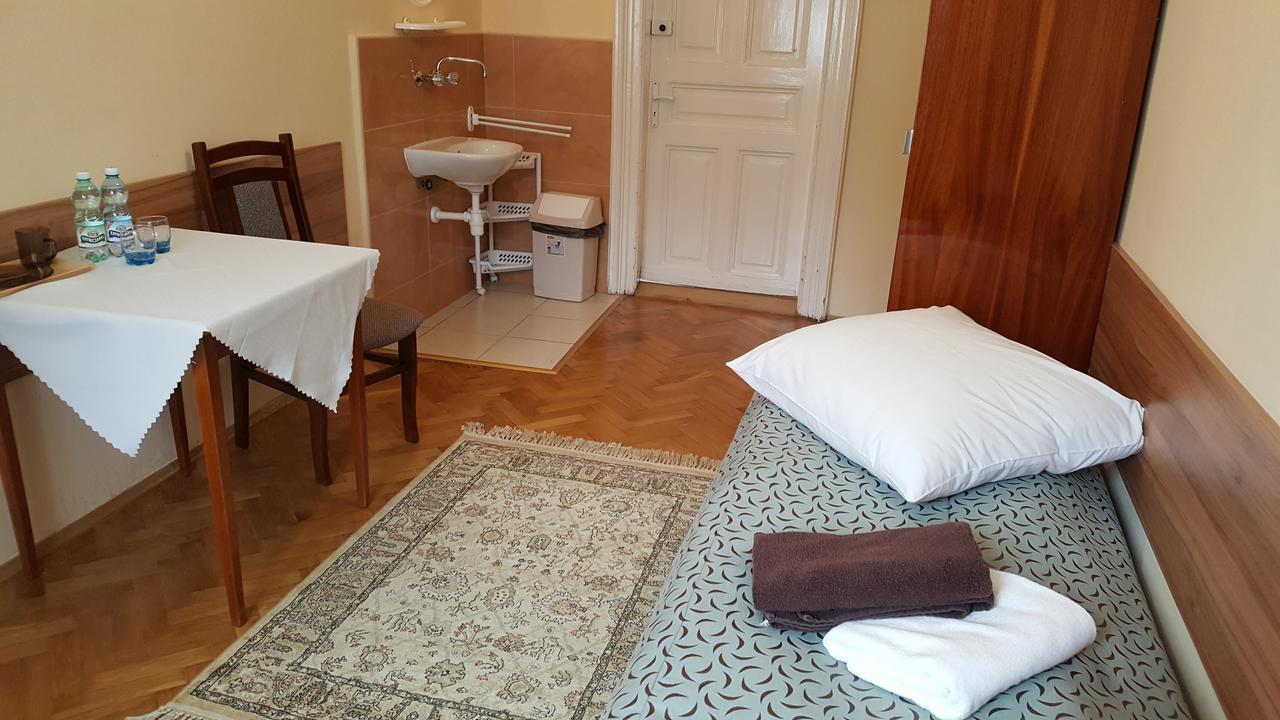 Stary Dom Zdrojowy Hotel กรินีซา ดรอยจ์ ภายนอก รูปภาพ